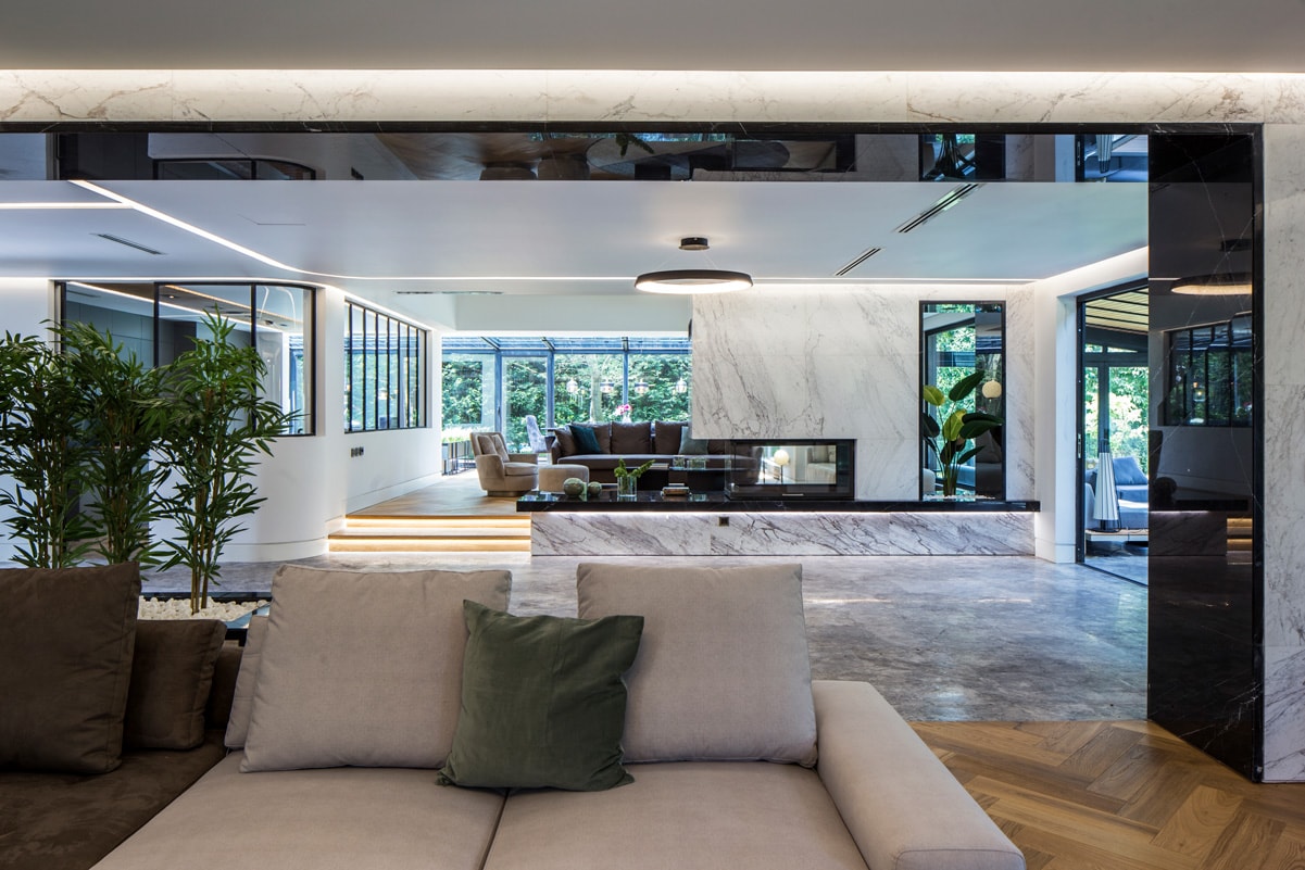 Calacatta marble interior